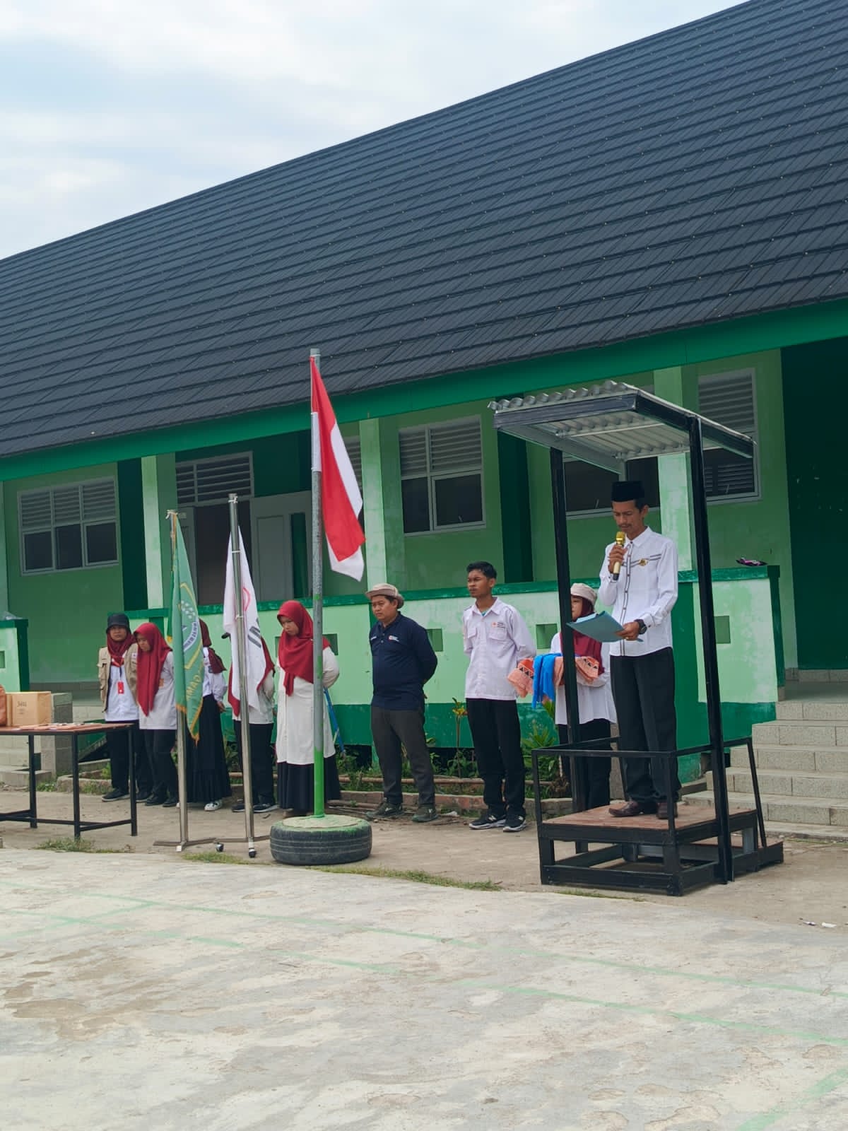 Gelar Penutupan, Selamat Bergabungnya Anggota Baru PMR MTsN 3 Tanjab Barat