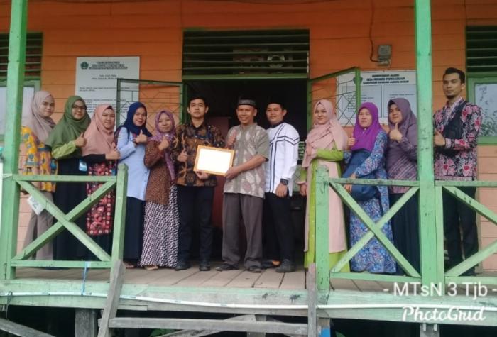 Ruangguru Adakan Pengenalan di MTsN 3 Tanjab Barat