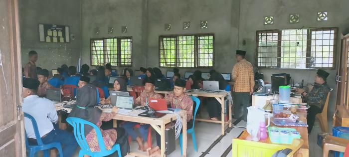 Pelaksanaan UAMBNBK di MTsN 3 Tanjab Barat Berakhir Sukses