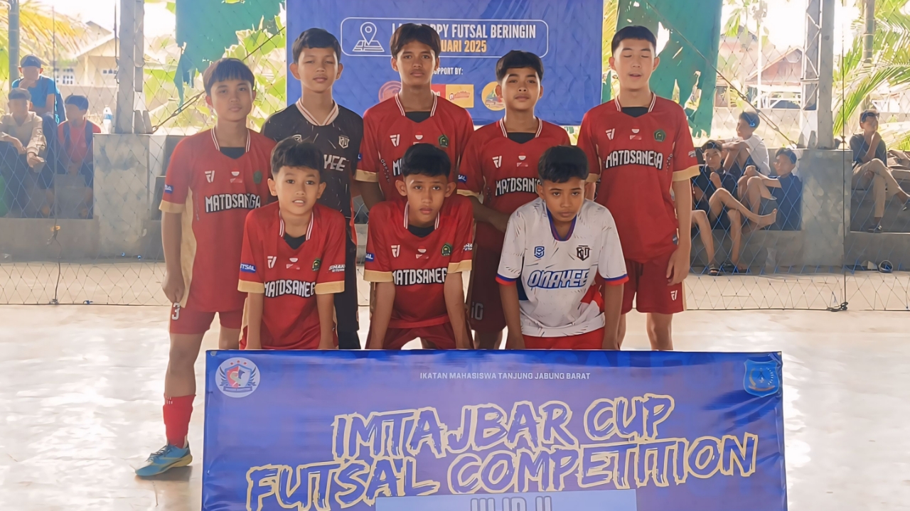 Tim Futsal MTsN 3 Tanjab Barat vs MTs Riyadul Jannah: Siap Adu Taktik, Siapa yang Menang?