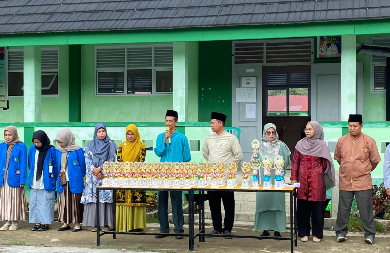 Perpisahan Mahasiswa Kukerta IAI An-Nadwah Kuala Tungkal Tahun 2024