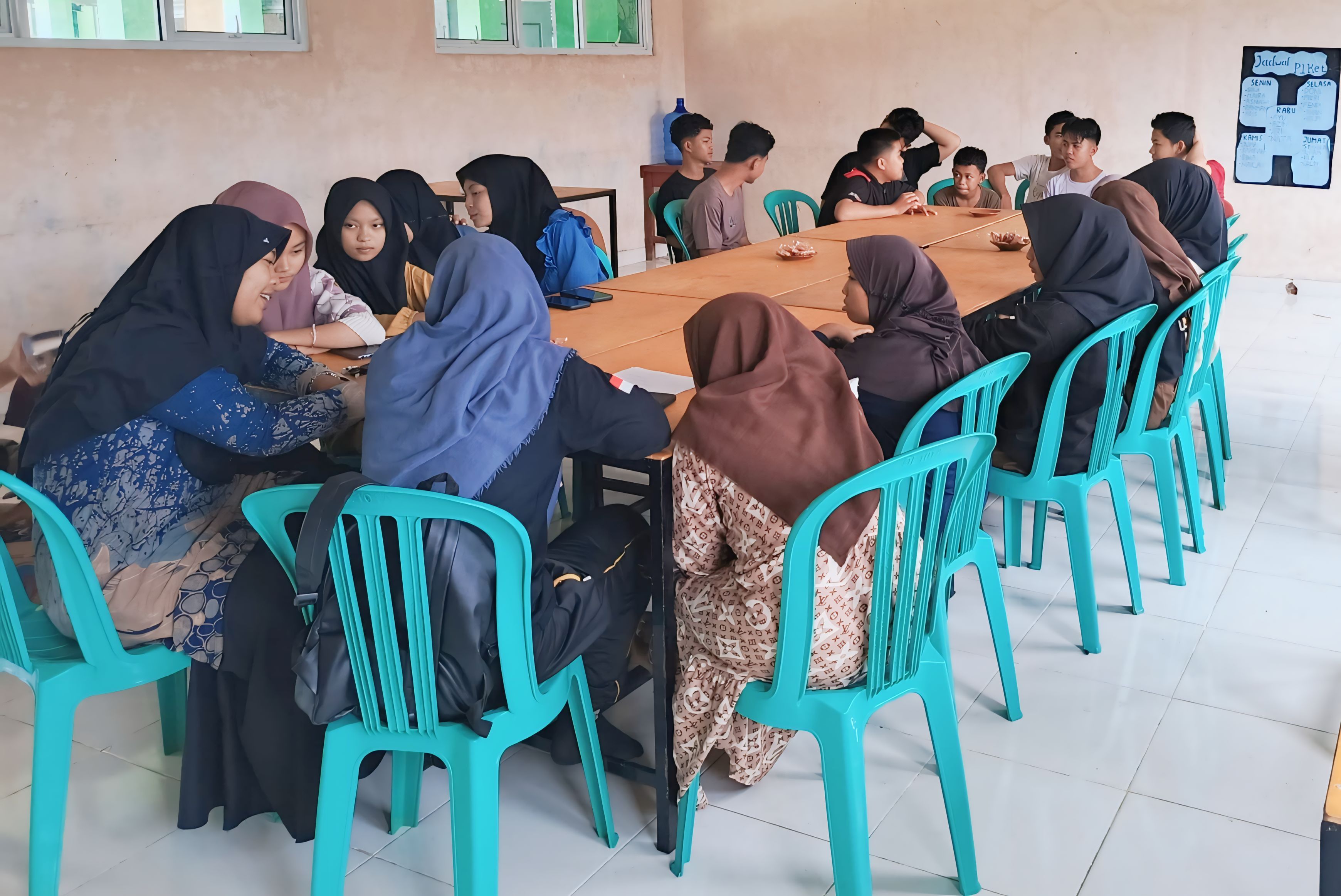 PMR MTsN 3 Tanjab Barat Gelar Rapat Persiapan Pelantikan 