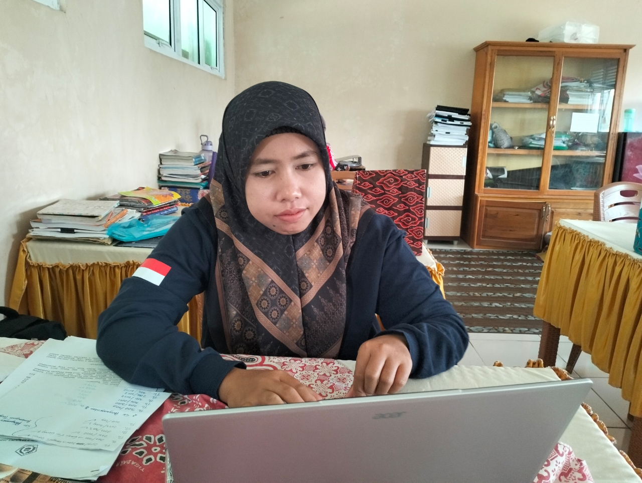 PPG Angkatan I Diumumkan, 4 Guru MTsN 3 Tanjab Barat Calon Peserta Lakukan Pendaftaran dan Verval