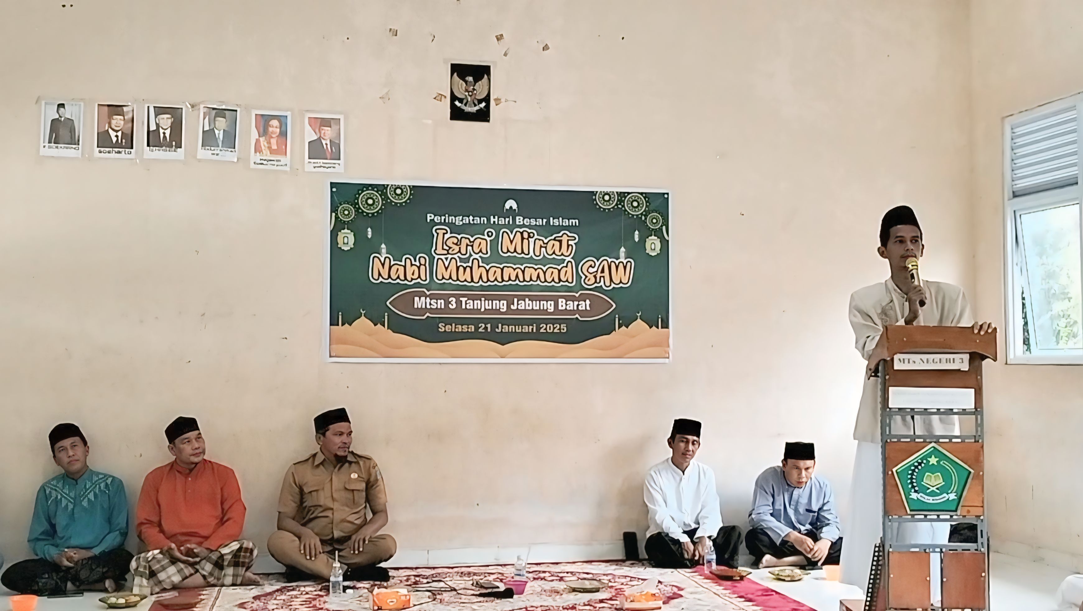 Peringatan Israâ€™ dan Mi'raj Nabi Muhammad di MTsN 3 Tanjab Barat